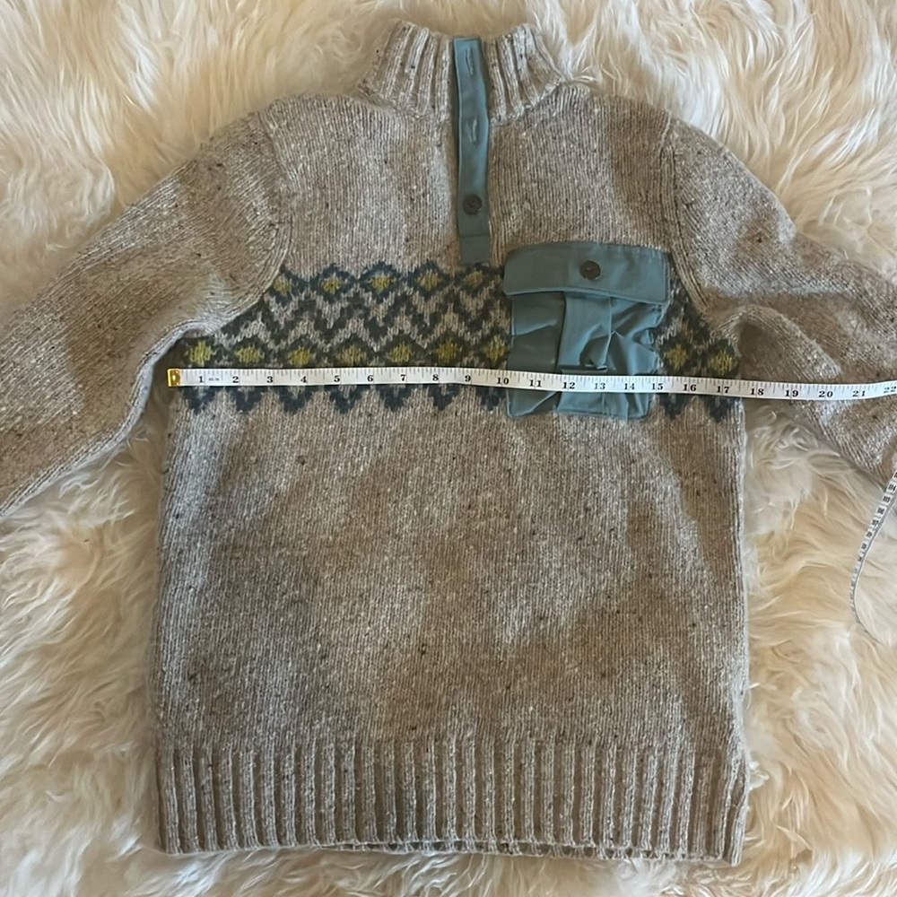 Men’s Smartwool sweater size small